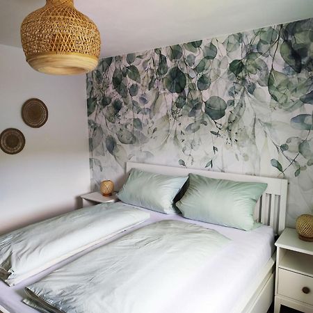 Ferienwohnung Kurz "Hofgarten" เวิร์ทไฮม์ ภายนอก รูปภาพ